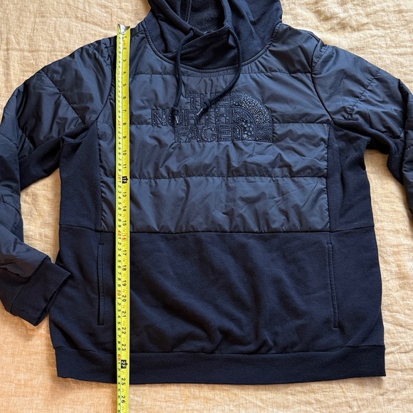 The North Face quilted sweatshirt - Picture 8 of 17